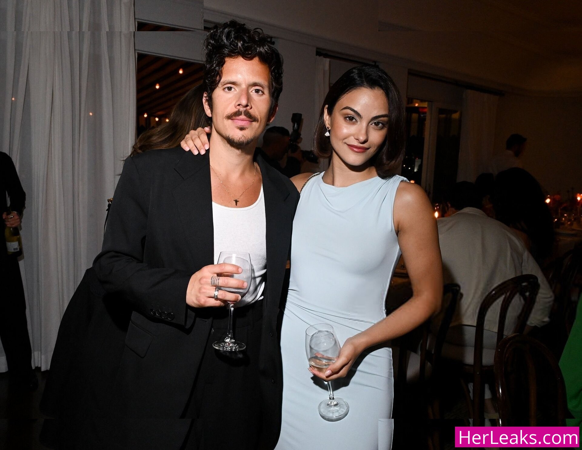 Camila Mendes - Image 42