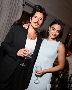 Camila Mendes - Image 38