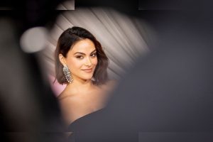 Camila Mendes - Image 7