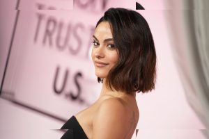 Camila Mendes - Image 4