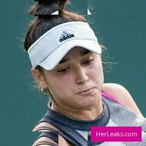 Caroline Dolehide - Image 1