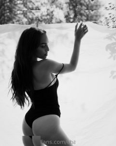 Charletta ASMR - Image 12