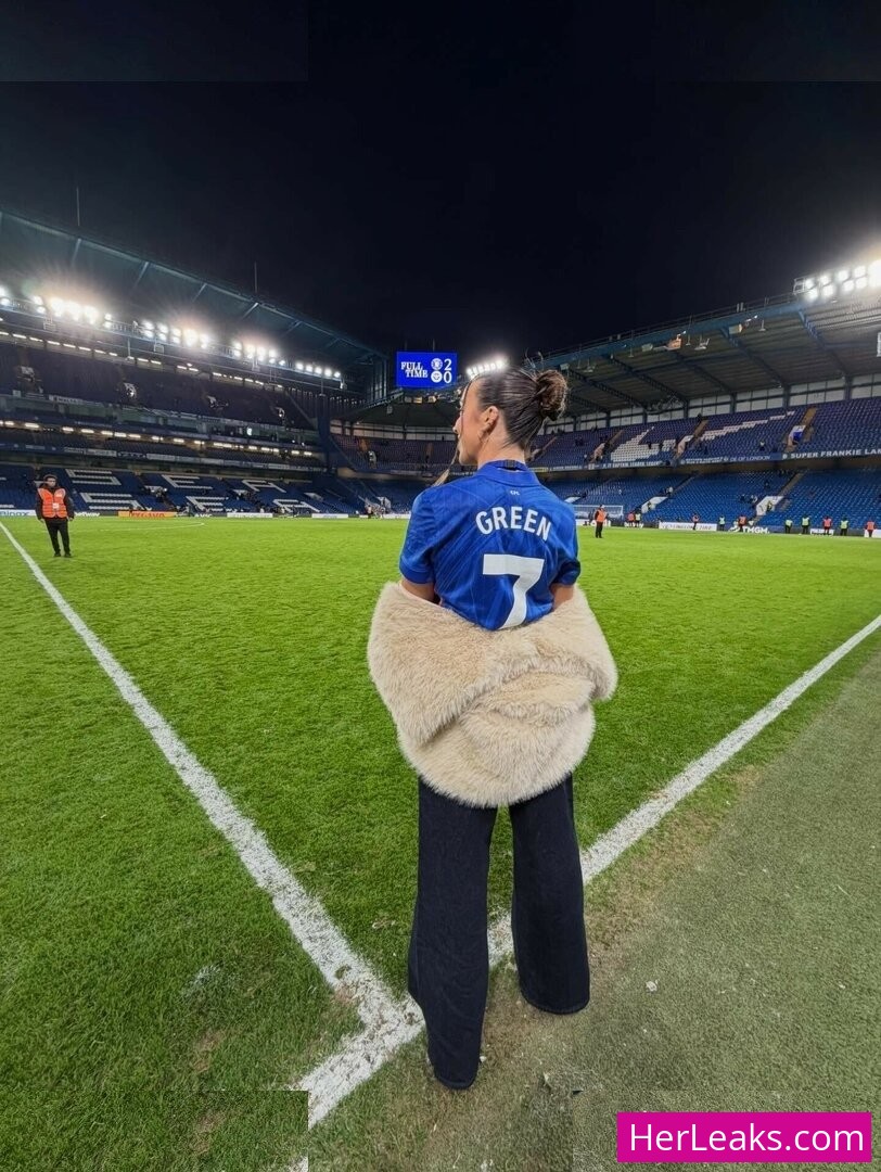 Chelsea Green - Image 184