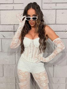 Chelsea Green - Image 71