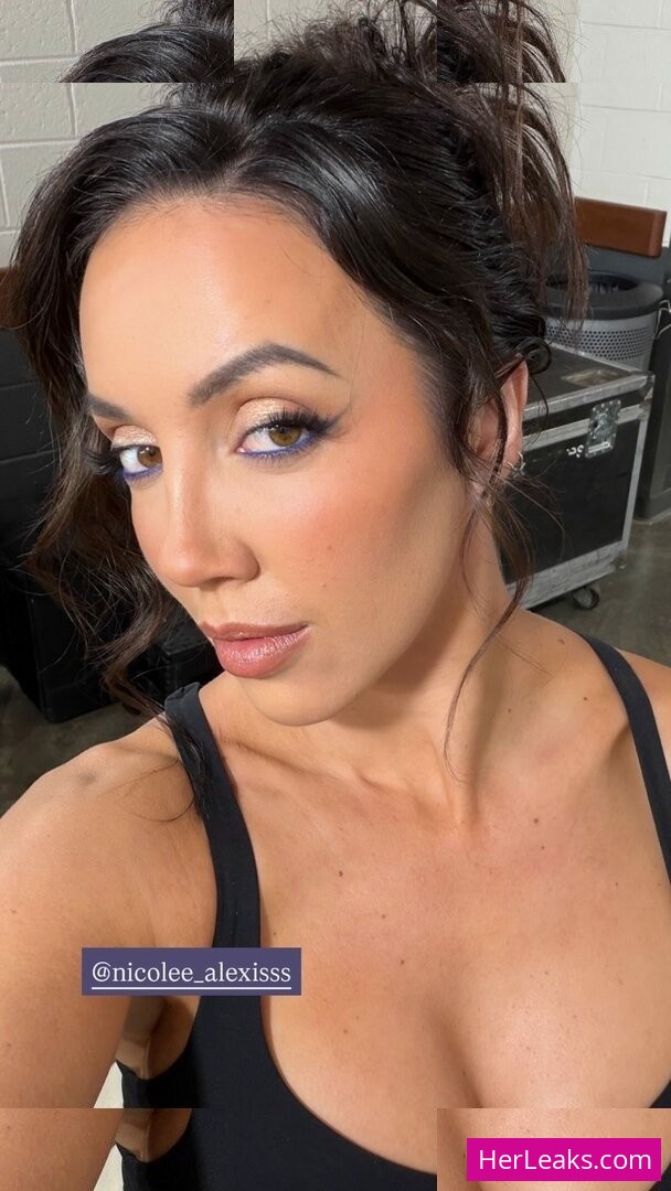 Chelsea Green - Image 17