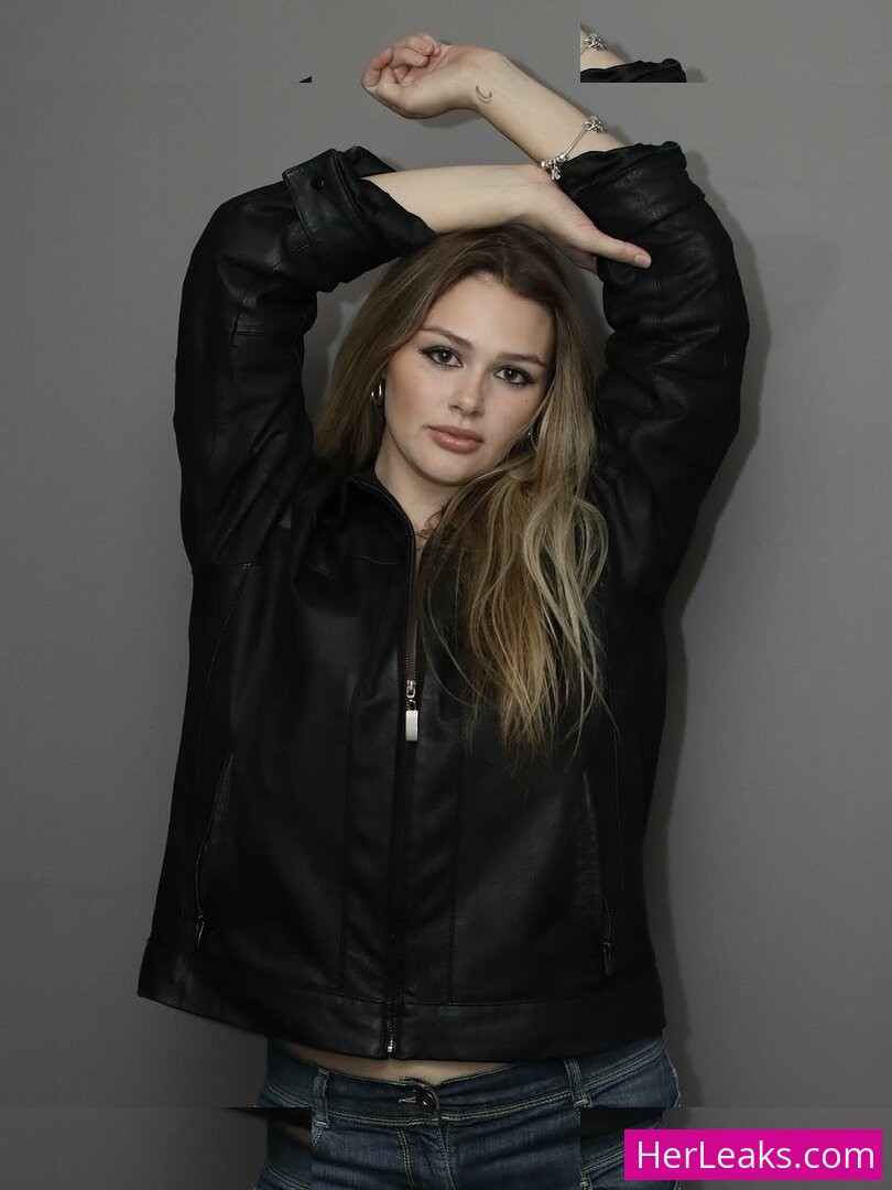 Chloe Marie - Image 44