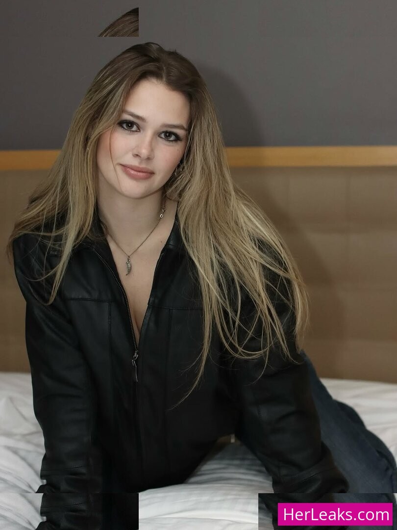 Chloe Marie - Image 29