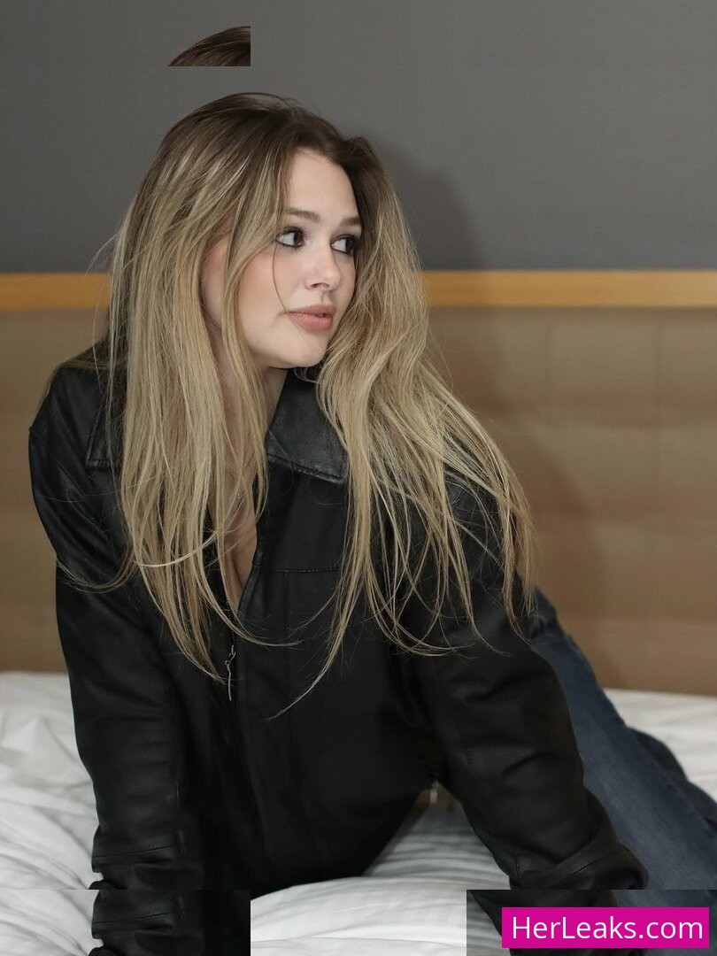 Chloe Marie - Image 28