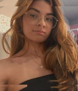 Clara Chagas - Image 7