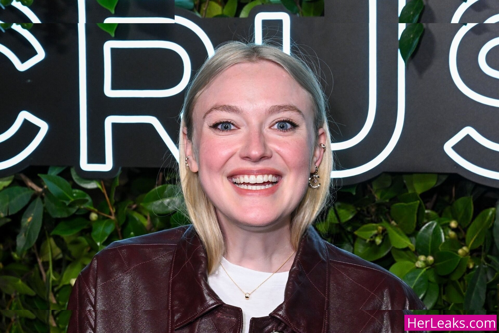 Dakota Fanning - Image 165