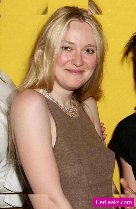 Dakota Fanning - Image 154