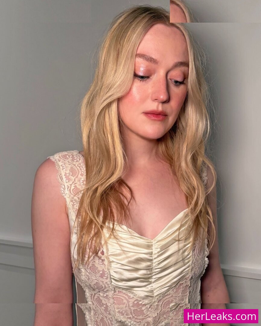 Dakota Fanning - Image 152