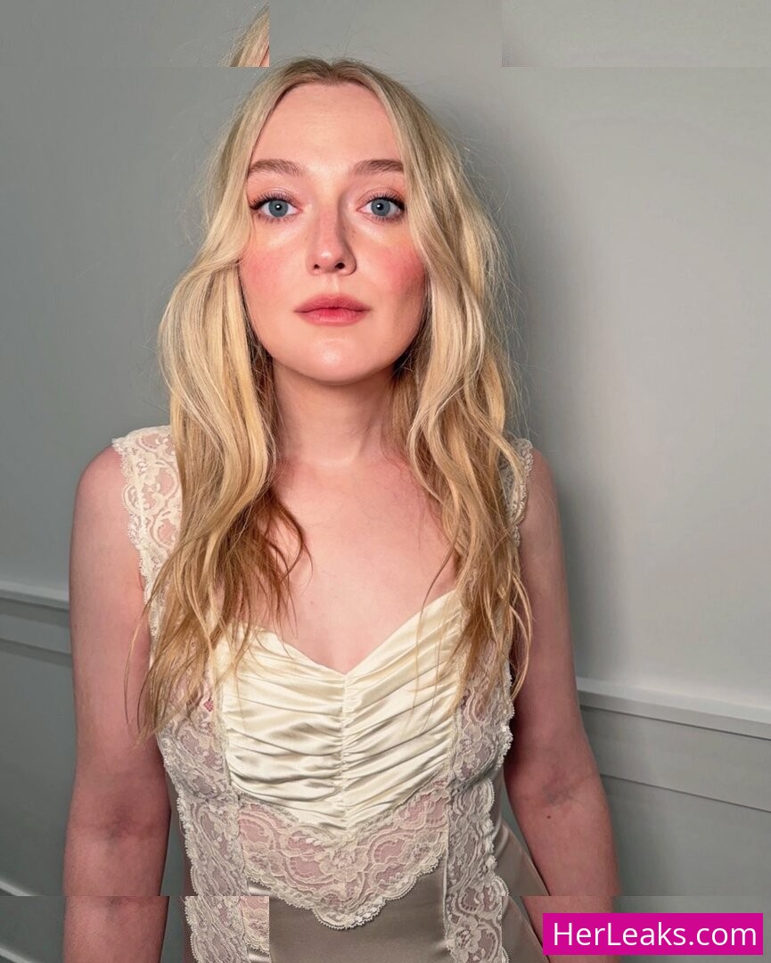 Dakota Fanning - Image 150