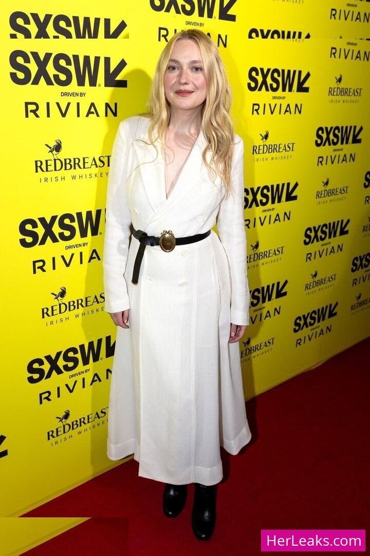 Dakota Fanning - Image 41