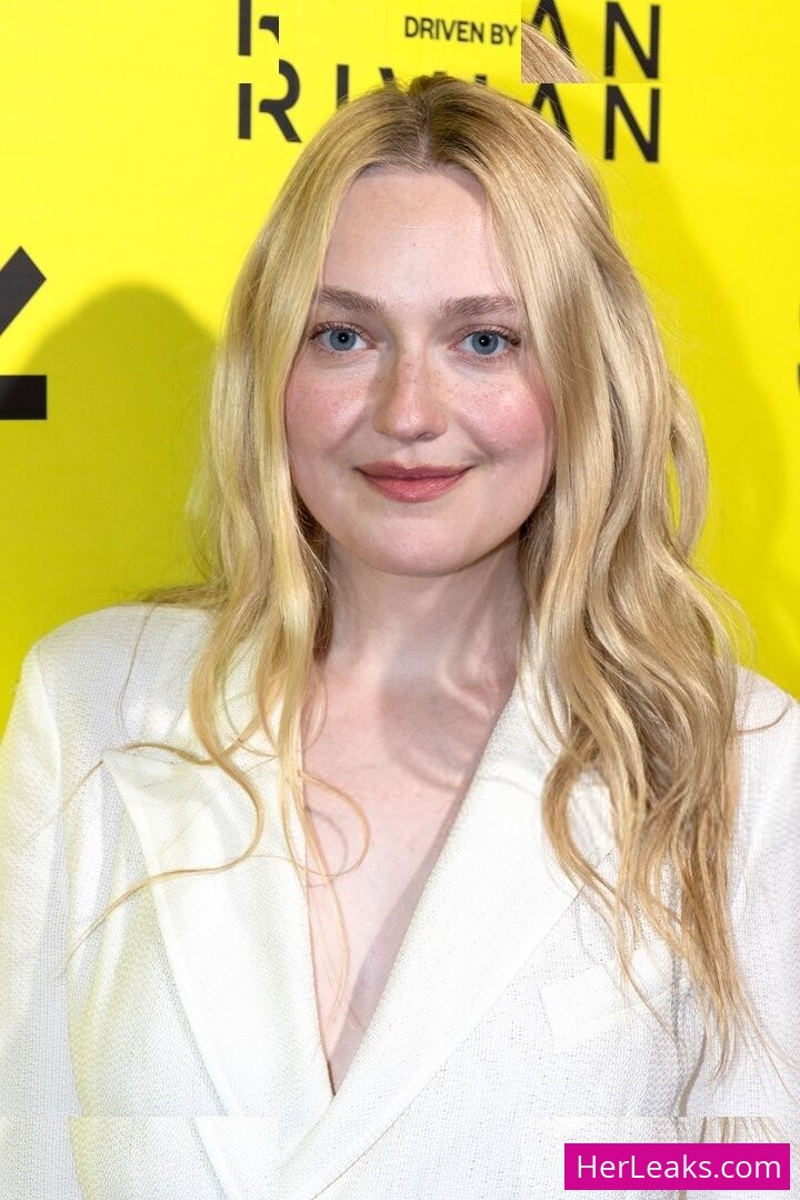 Dakota Fanning - Image 39