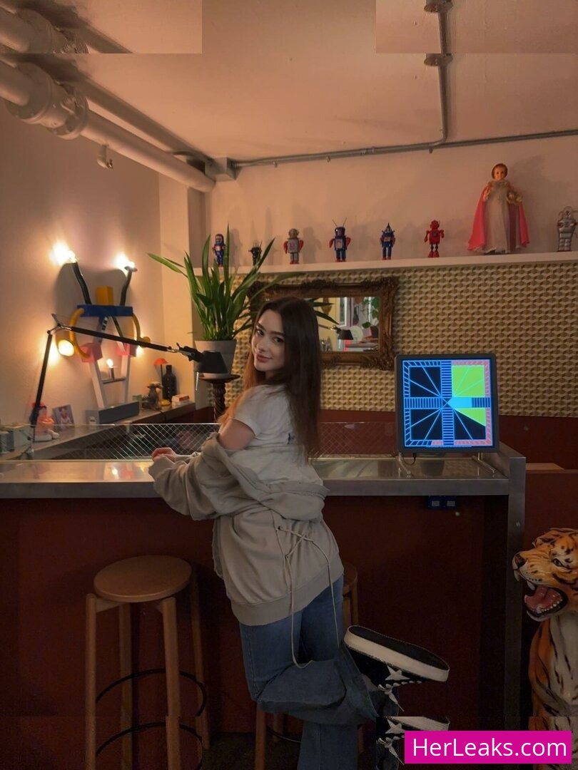 Dasha Taran - Image 107