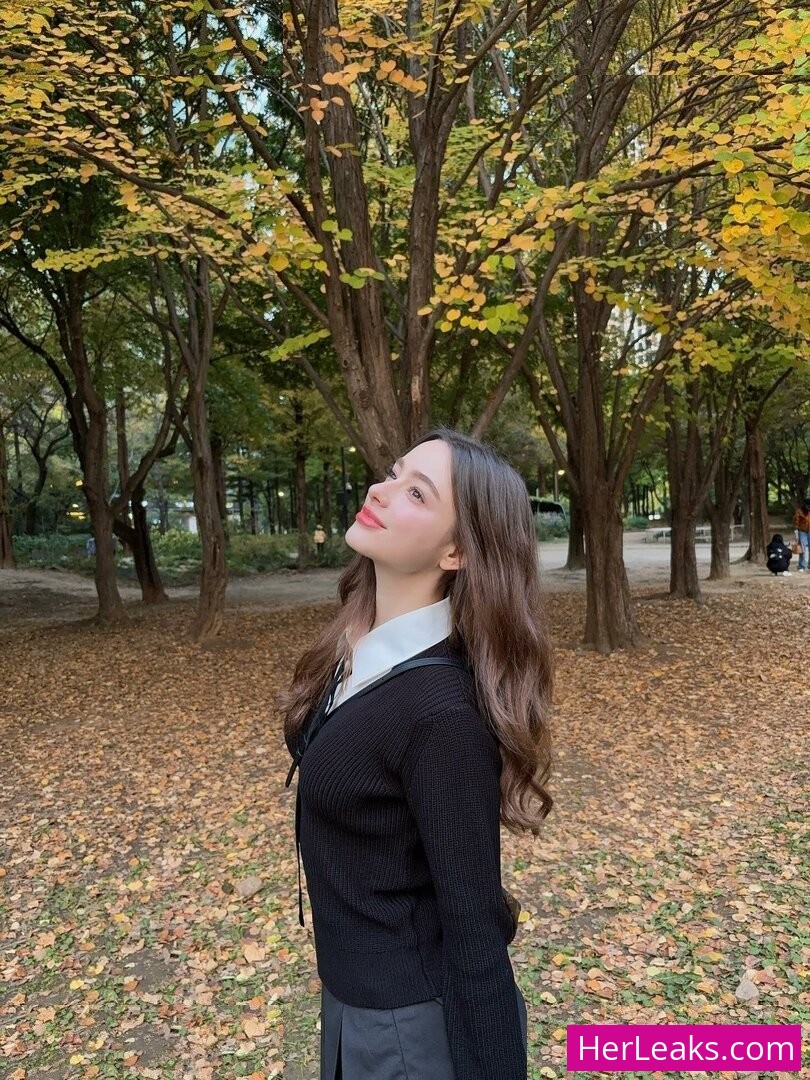 Dasha Taran - Image 102