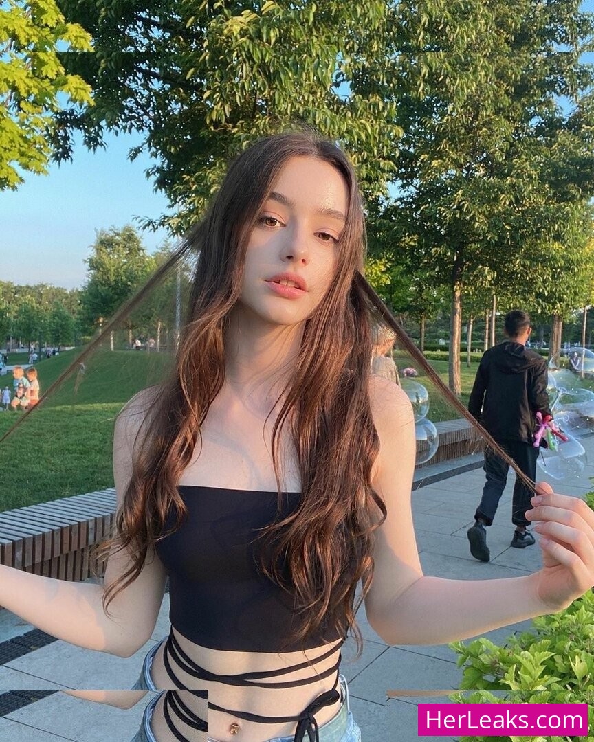 Dasha Taran - Image 75