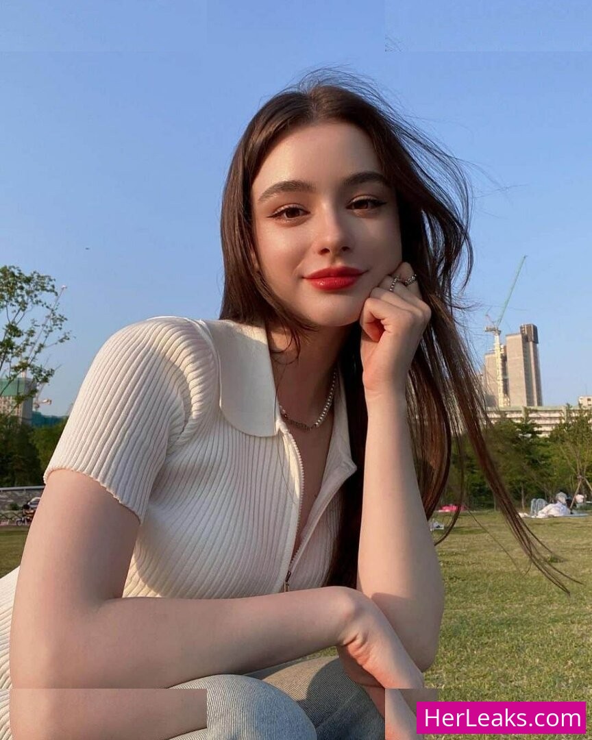Dasha Taran - Image 48