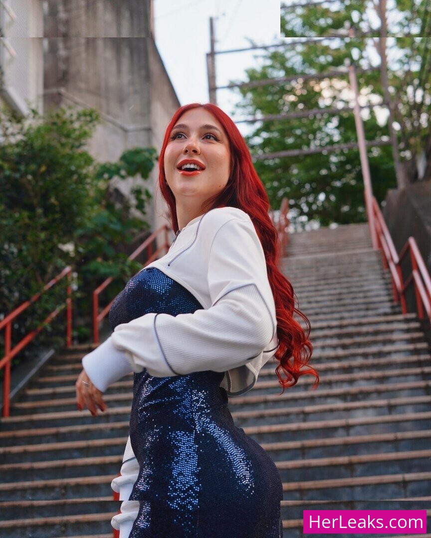 Diana Zambrozuski - Image 119