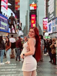 Diana Zambrozuski - Image 113