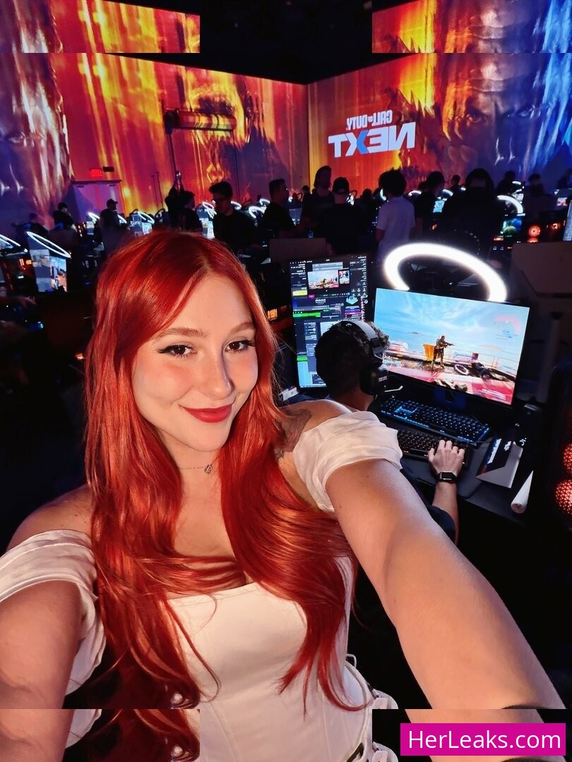 Diana Zambrozuski - Image 56