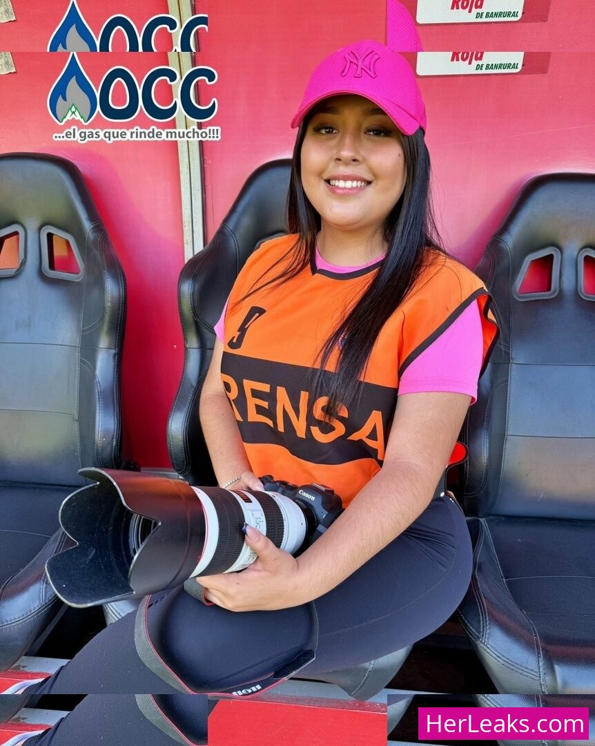 Elizabeth González - Image 36