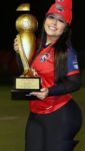 Elizabeth González - Image 4