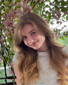 Elizabeth Vasilenko - Image 42