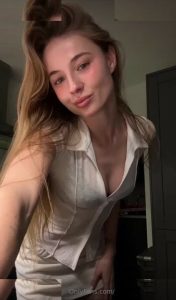 Elizabeth Vasilenko - Image 21
