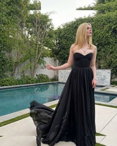 Elle Fanning - Image 193