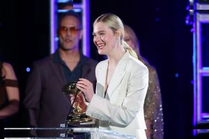 Elle Fanning - Image 183