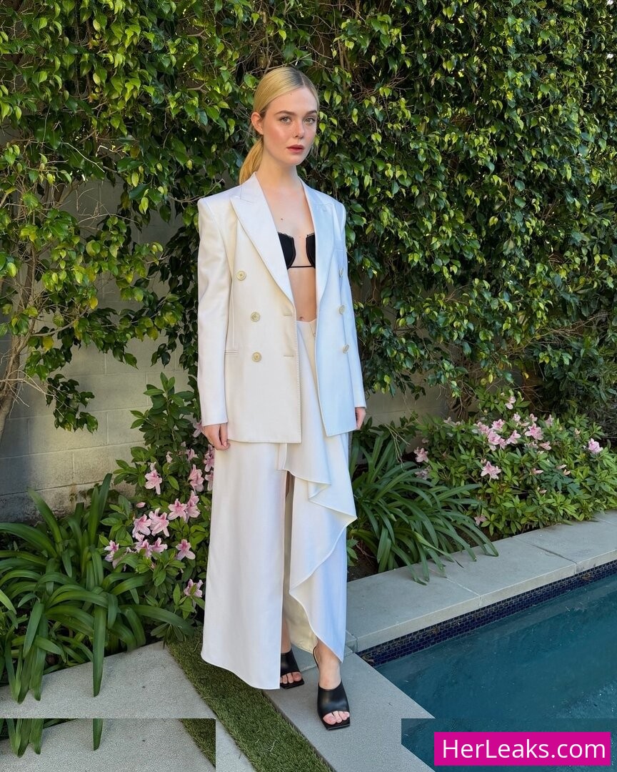 Elle Fanning - Image 177