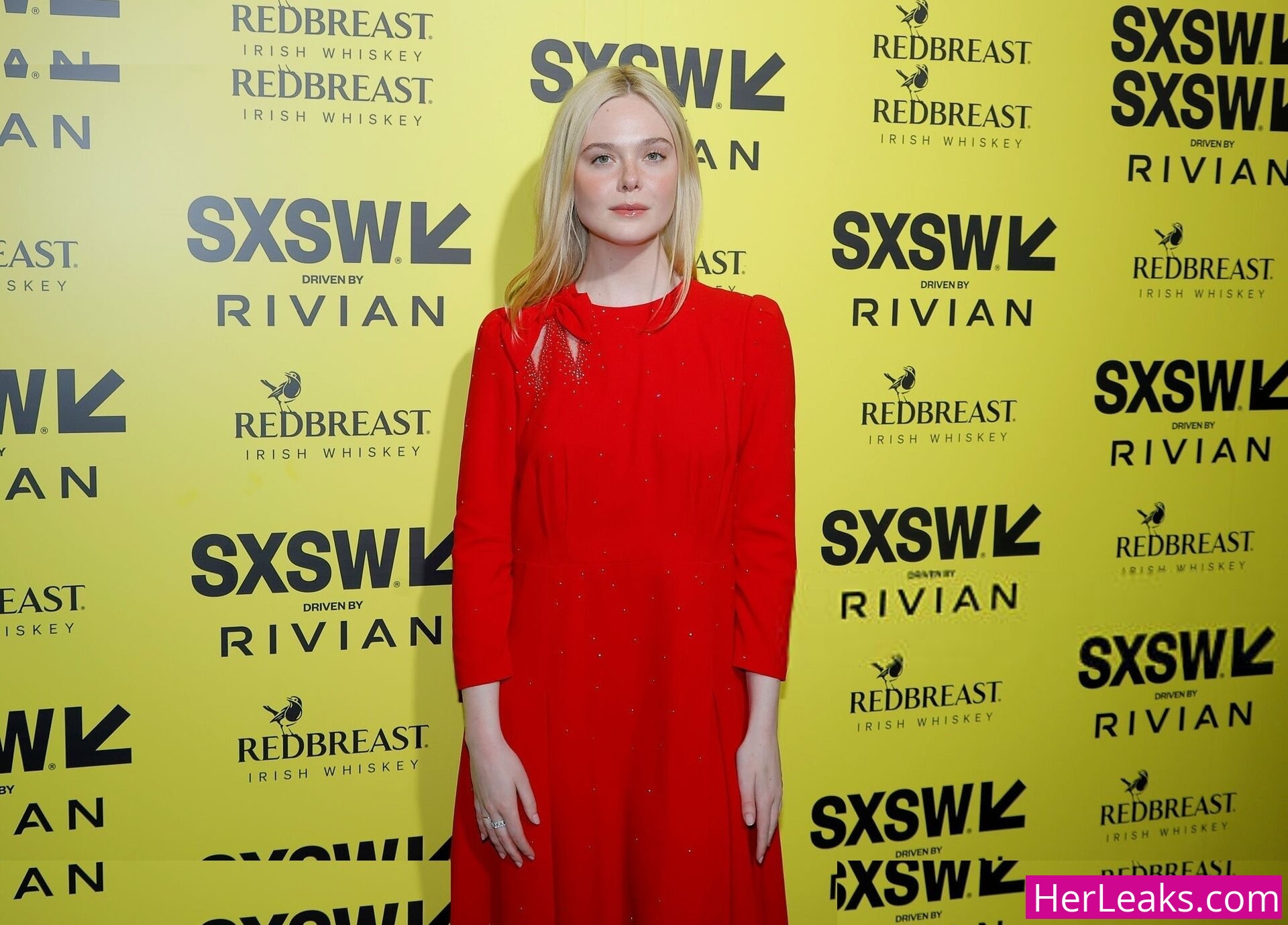 Elle Fanning - Image 164