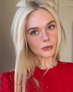 Elle Fanning - Image 154