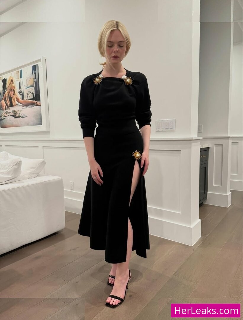 Elle Fanning - Image 147