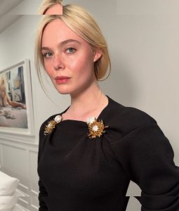 Elle Fanning - Image 145
