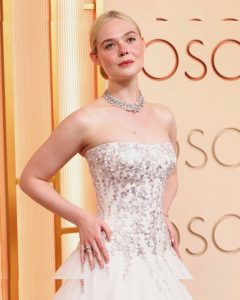 Elle Fanning - Image 123
