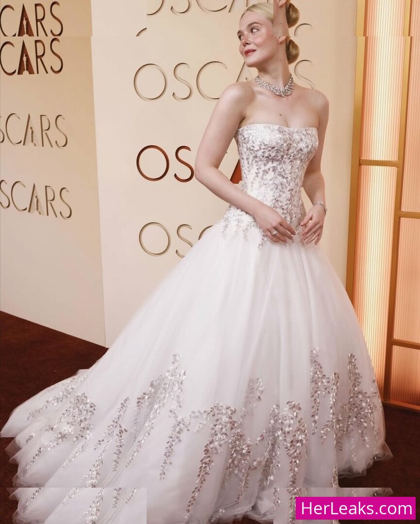 Elle Fanning - Image 116