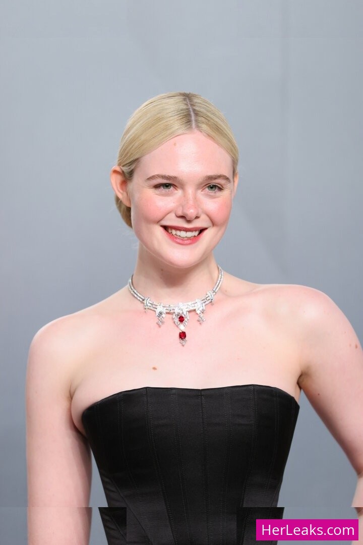 Elle Fanning - Image 108