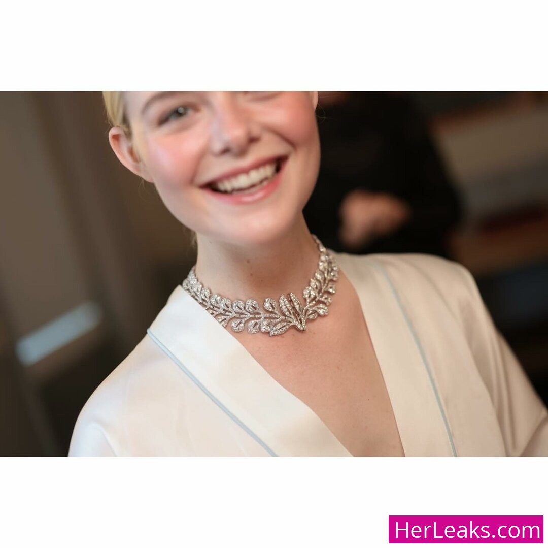 Elle Fanning - Image 94