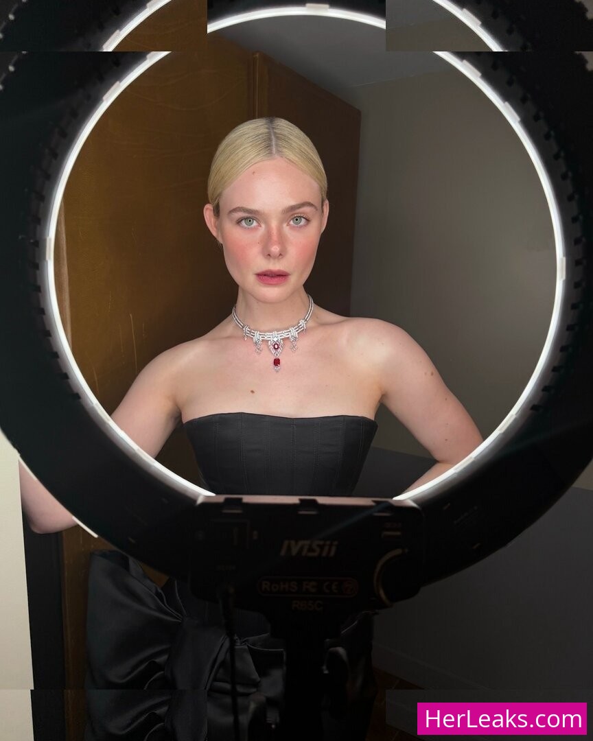 Elle Fanning - Image 82