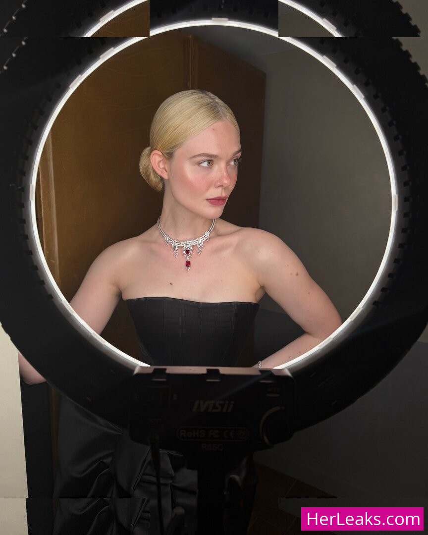 Elle Fanning - Image 79