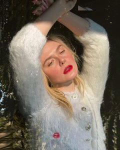 Elle Fanning - Image 54