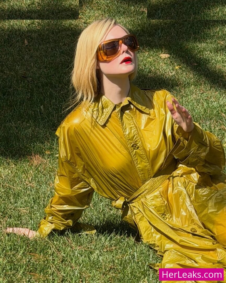 Elle Fanning - Image 48