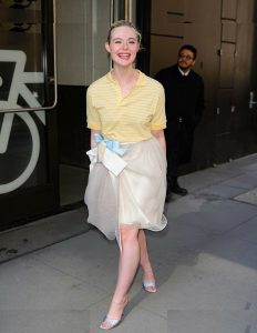 Elle Fanning - Image 37