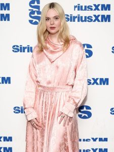 Elle Fanning - Image 33