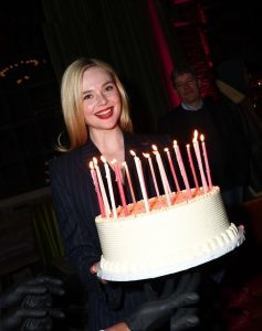 Elle Fanning - Image 25