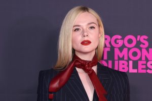 Elle Fanning - Image 2