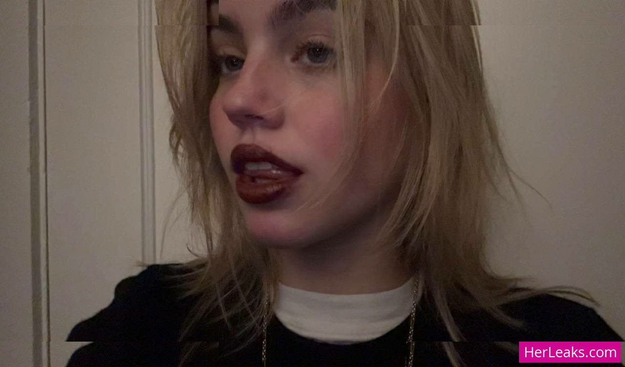 Emma Brooks - Image 191